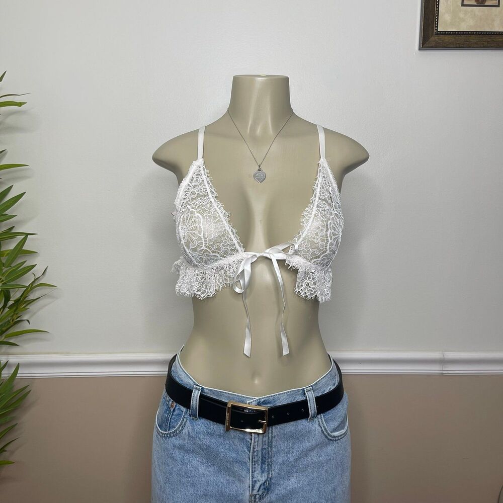 Victorias Secret Dream Angels Floral Lace Front-Tie Bralette Bra